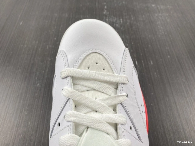 HYPE Retro (2014) 6 Jordan 384664-123 White Infrared 0821